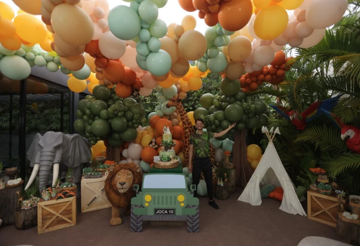 Transforme sua festa em uma aventura inesquecível com a temática safari